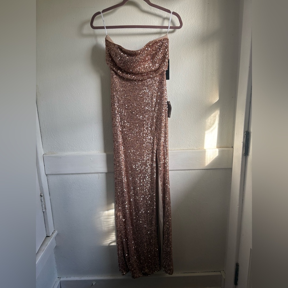Lulus “Lavish Lover” Strapless Sequin Jumpsuit — Rose Gold, Size S, NWT
